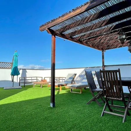 La Pineda Beautiful Duplex Free Wifi Apartment