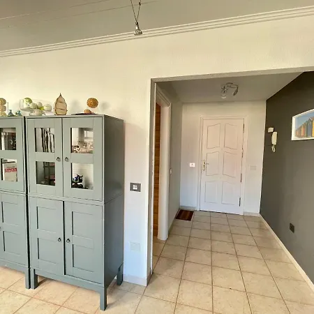 La Pineda Beautiful Duplex Free Wifi Apartment *